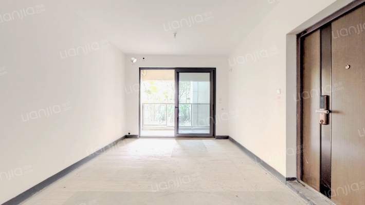 衿湖翠林公园8号二手房实景图