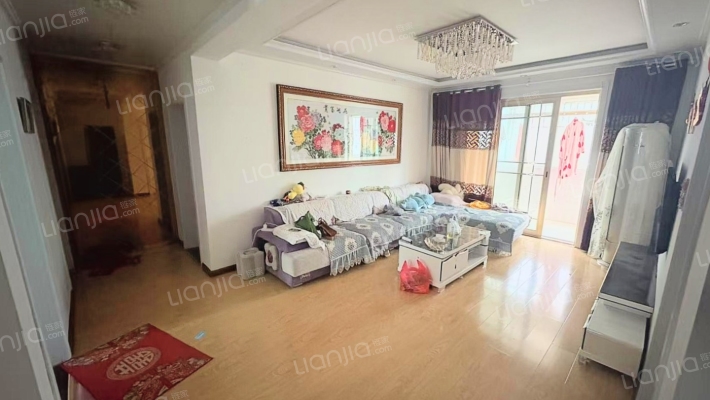 馨宁雅居二手房实景图