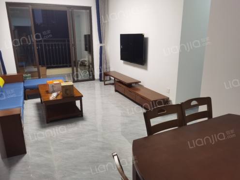 整租·蓝光·恒泰雍锦湾 3室2厅 南/北