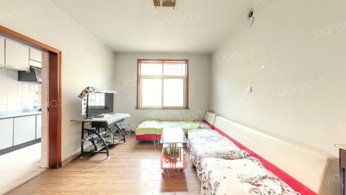 百货公司宿舍二手房实景图