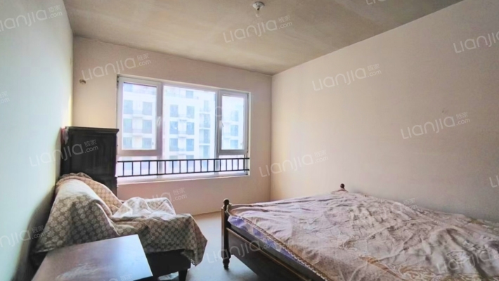 涿州城西 桃源新都孔雀城109平三居洋房好楼层急售-卧室A