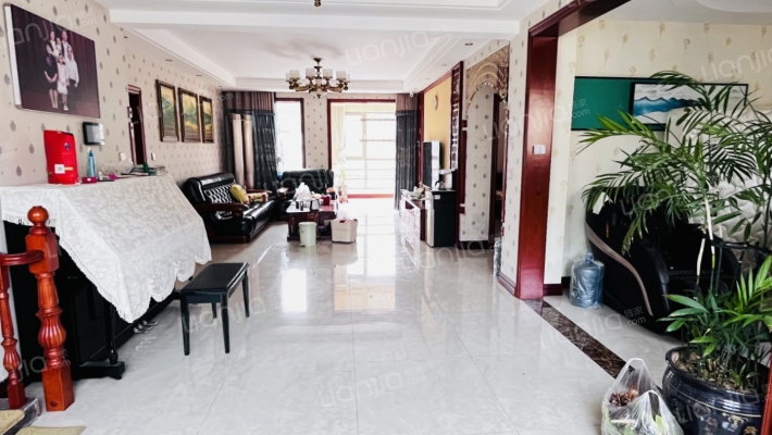 天源华府二手房实景图