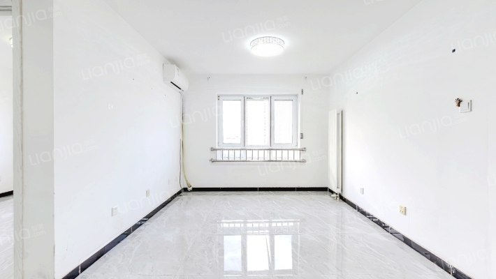 青荷里宸欣园二手房实景图