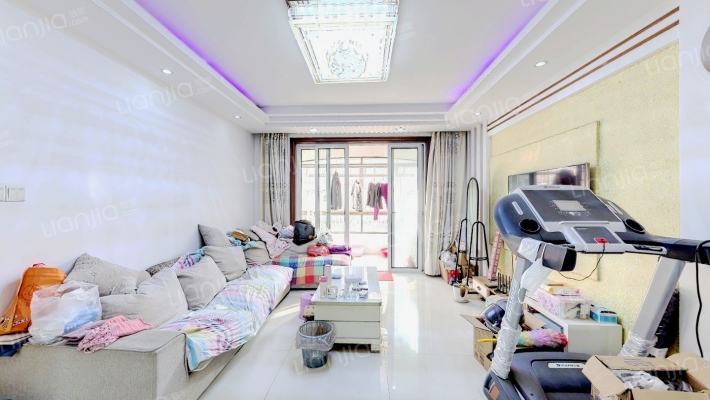 台城华府二手房实景图