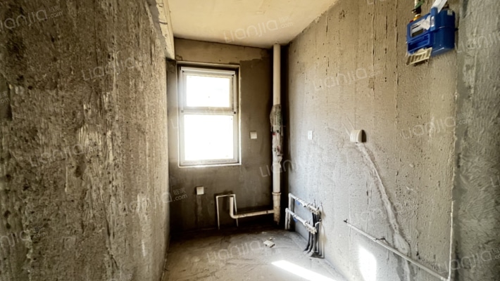 金域中央 两居 中间楼层 集中供暖-厨房