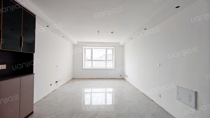 湖光山色二手房实景图