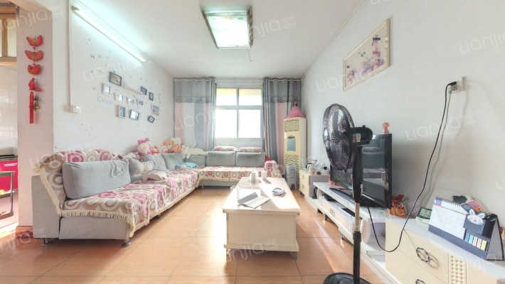 雅居小区二手房实景图