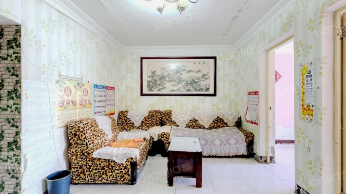 于家园二区北院二手房实景图