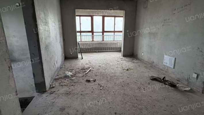 龙记檀府二手房实景图