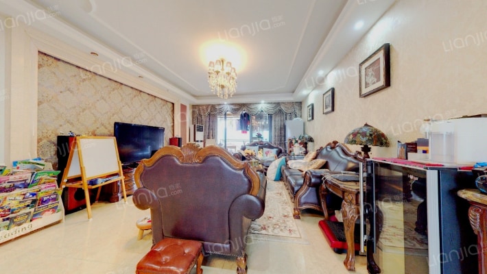 圣莫丽斯花园C区二手房实景图