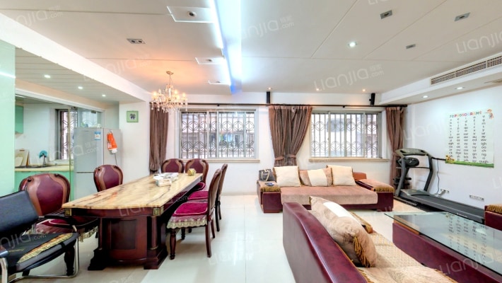 新源居二手房实景图