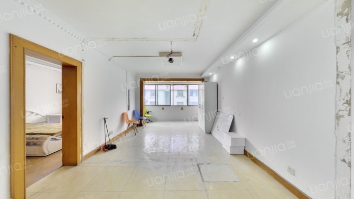 云川公寓二手房实景图