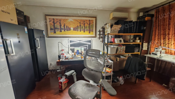 豪门庄园 4室2厅 南 北-卧室A