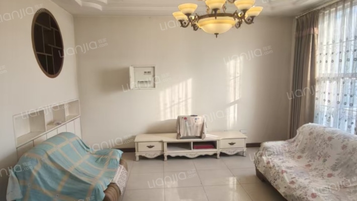 急售琉璃湖精装双拼别墅，精装修，价格美丽-客厅B