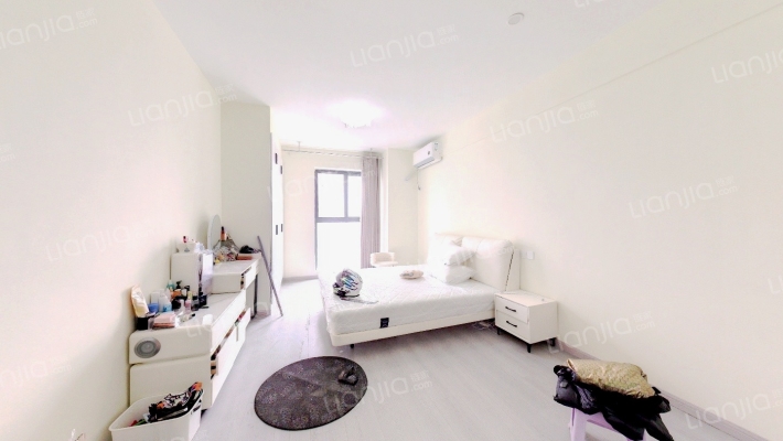 绿地缤纷广场二手房实景图