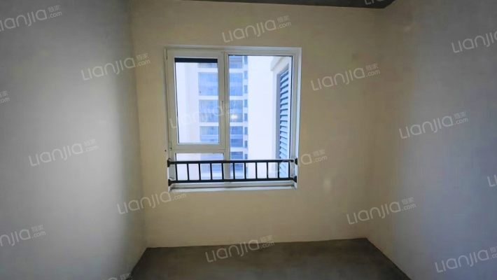 通透三居室 房本在手  已经满二  无尾款-卧室C