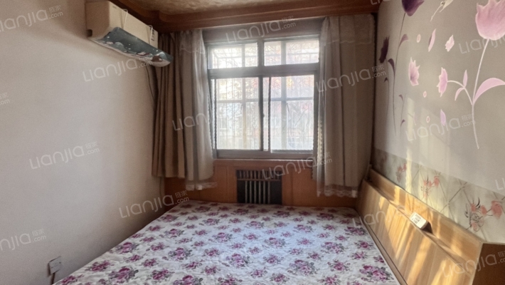 范阳路板楼2层，南北通透两居，房本满五唯一-卧室B