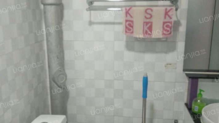 范阳路沿线  南北两居室 月供抵租金 住自己的房子-卫生间