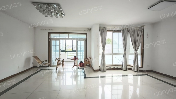 枫丹白露二手房实景图