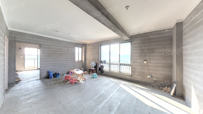 前梅商厦二手房实景图