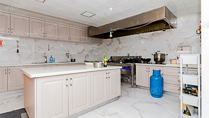 泰和一期 独栋5层 实际使用面积大 精装修品质房-厨房