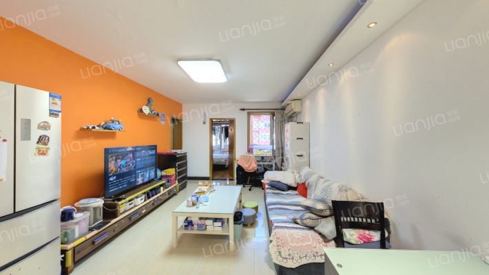 幸福艺居二手房实景图