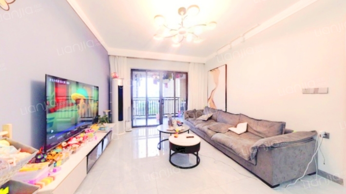 花都尚品雅居五期二手房实景图