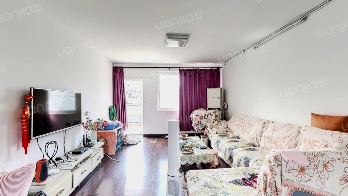 四季江南二手房实景图