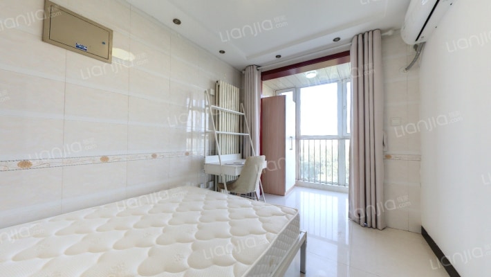 阳光水岸二手房实景图