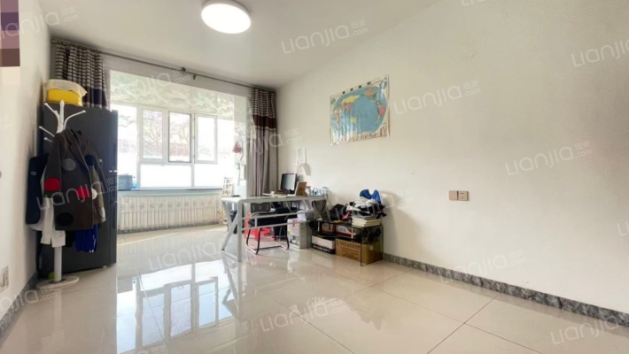 一热住宅小区二手房实景图