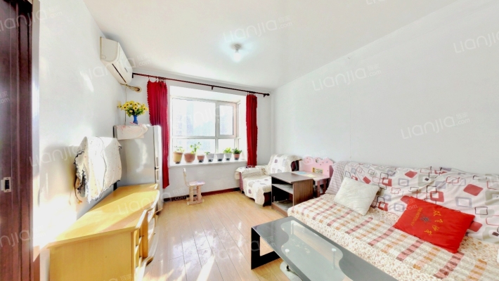 兴泰里西区二手房实景图