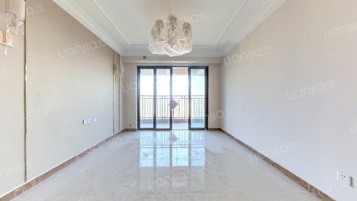 江露苑二手房实景图