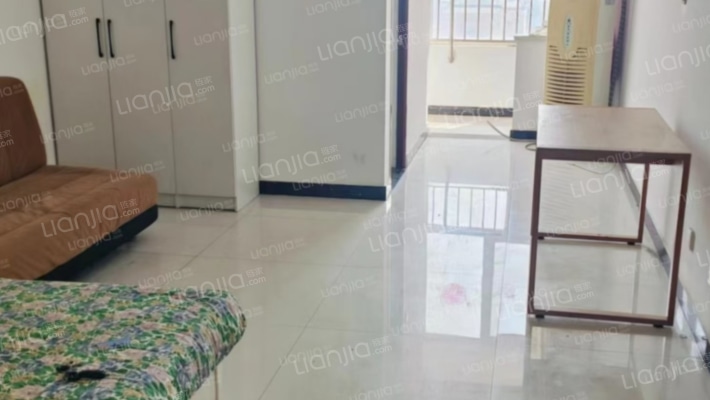 善水永利花园 1室1厅 东-客厅