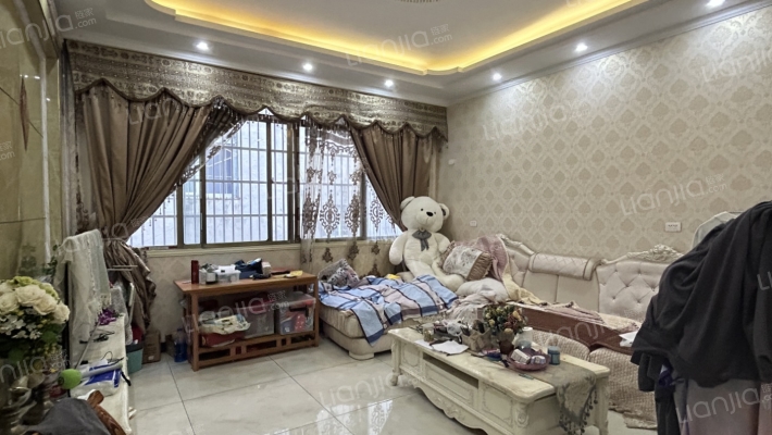 园林社区二手房实景图