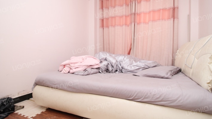 滨江国际141平业主急卖房子精装修带地暖 可以正常首付-卧室A