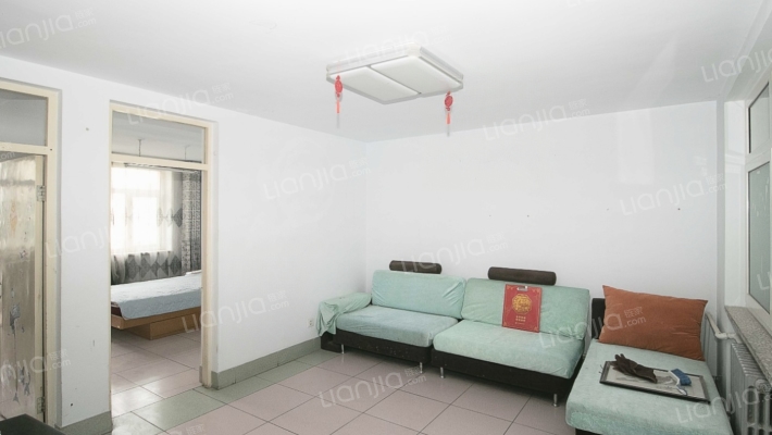 西坝岗路64号二手房实景图