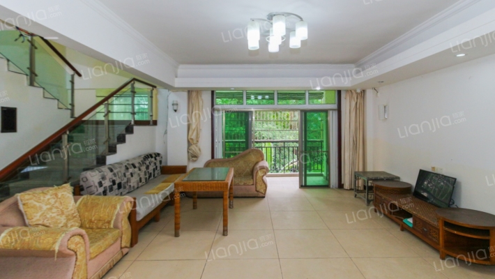 望鹿山庄二手房实景图