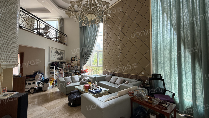 临河别墅二手房实景图