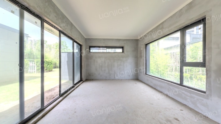 旭海苑二手房实景图