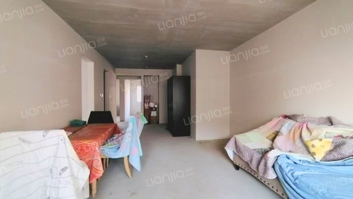 涿州城西 桃源新都孔雀城109平三居洋房好楼层急售-客厅