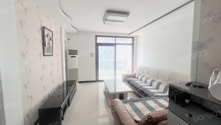 老城区新板楼  南北通透三居室  三义 双塔 好停车免费-客厅