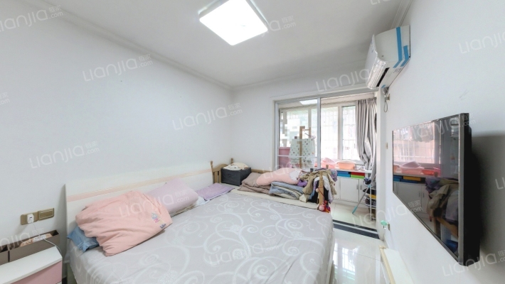 凯旋路104号二手房实景图