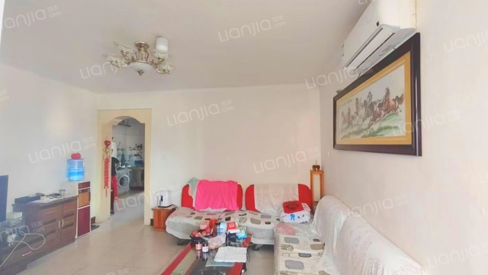 华阳路西丁旁 没上水 好楼层 双阳台公摊小 急售-客厅