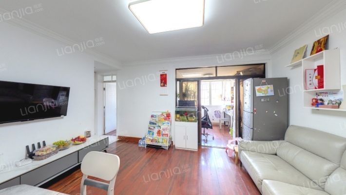 鹤北新村二手房实景图