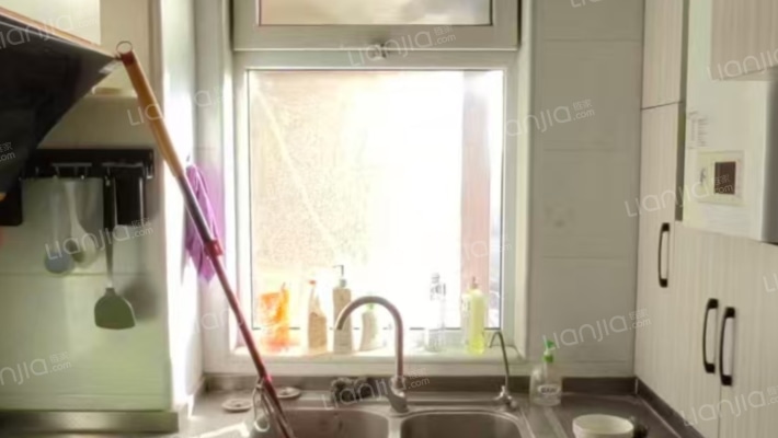 北京界汇元京品大两居，户型好，门口838车站，位置好-厨房