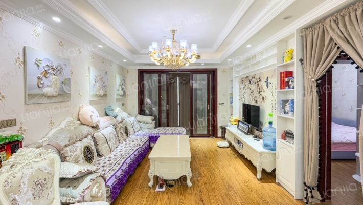 银翔盛世华庭二手房实景图