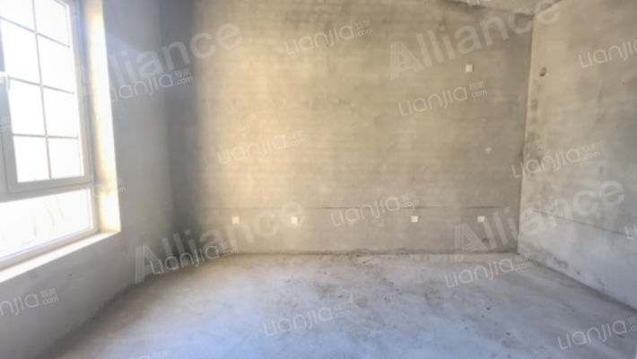 联排边户 带大院子 房本满 户型方正-卧室A