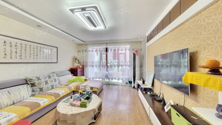 枫桦美地小区二手房实景图