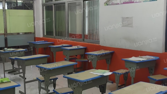 名成花园二手房实景图