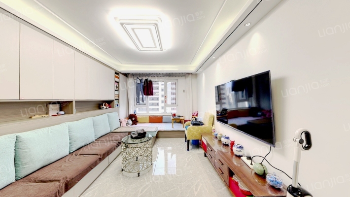 中海和颂二手房实景图